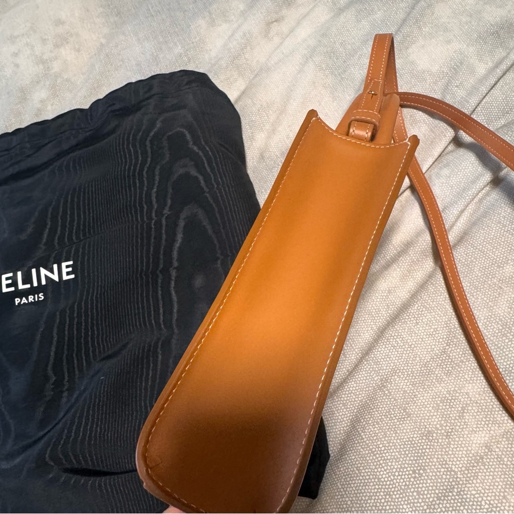 Celine Cabas Vertical Natural Tan Bag - Picture 3 of 10